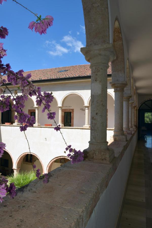 Hotel Convento Di Stignano Rignano Garganico Exterior foto