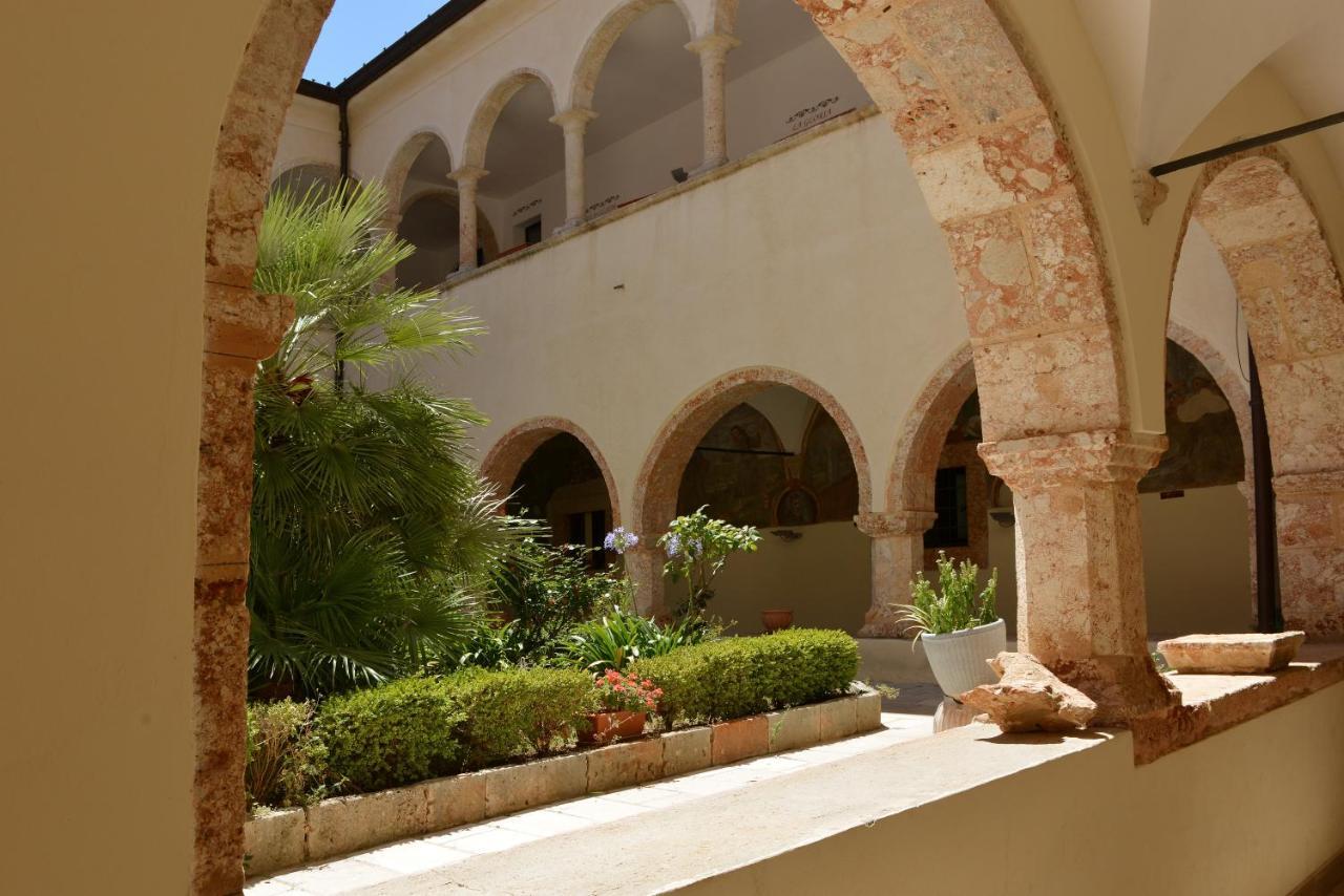 Hotel Convento Di Stignano Rignano Garganico Exterior foto
