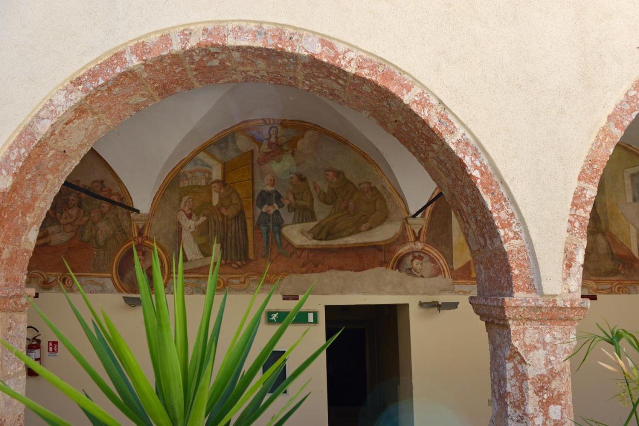 Hotel Convento Di Stignano Rignano Garganico Exterior foto